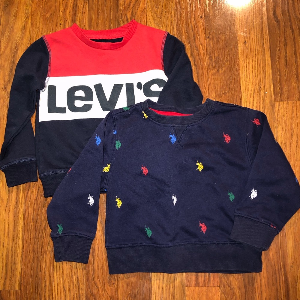 Levi's Red and Blue Sweatshirt